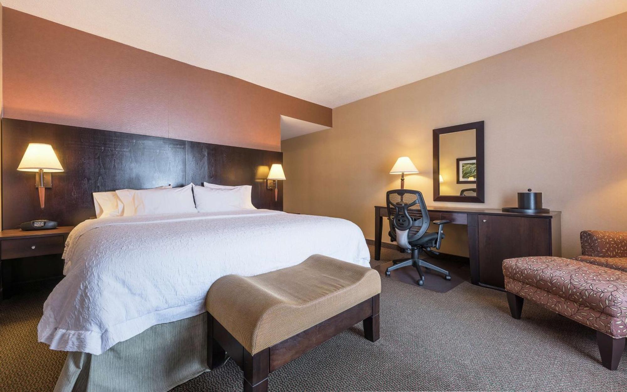 Hotel Hampton & By Hilton Moncton
