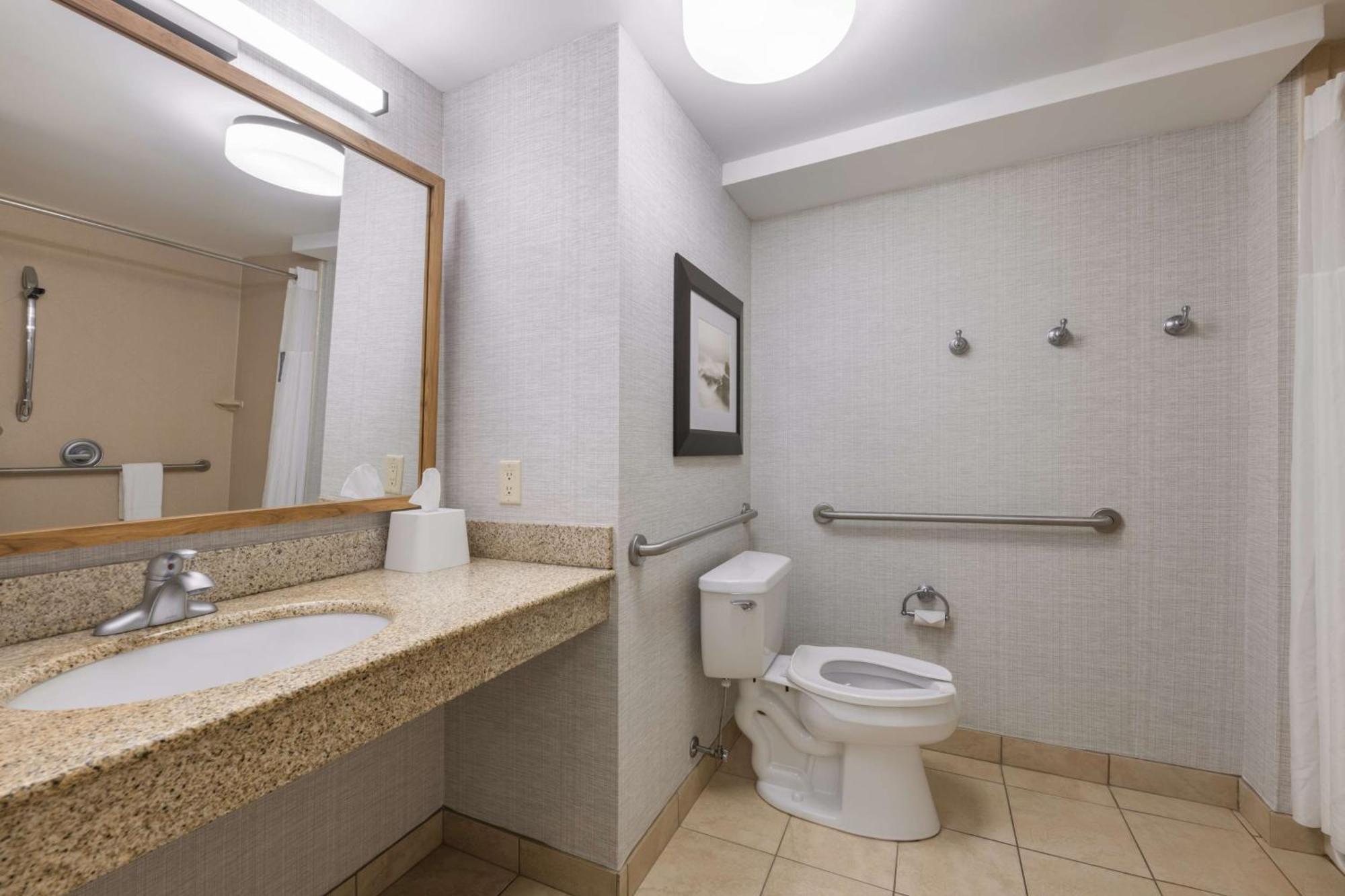 Hampton & By Hilton Moncton