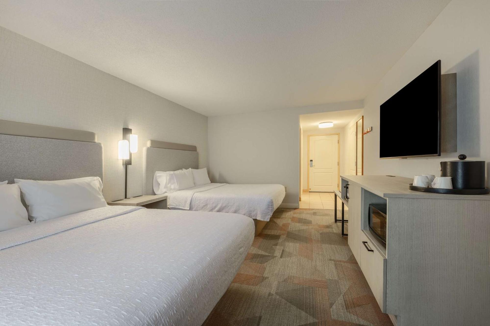 Hampton & By Hilton Hotel 3*