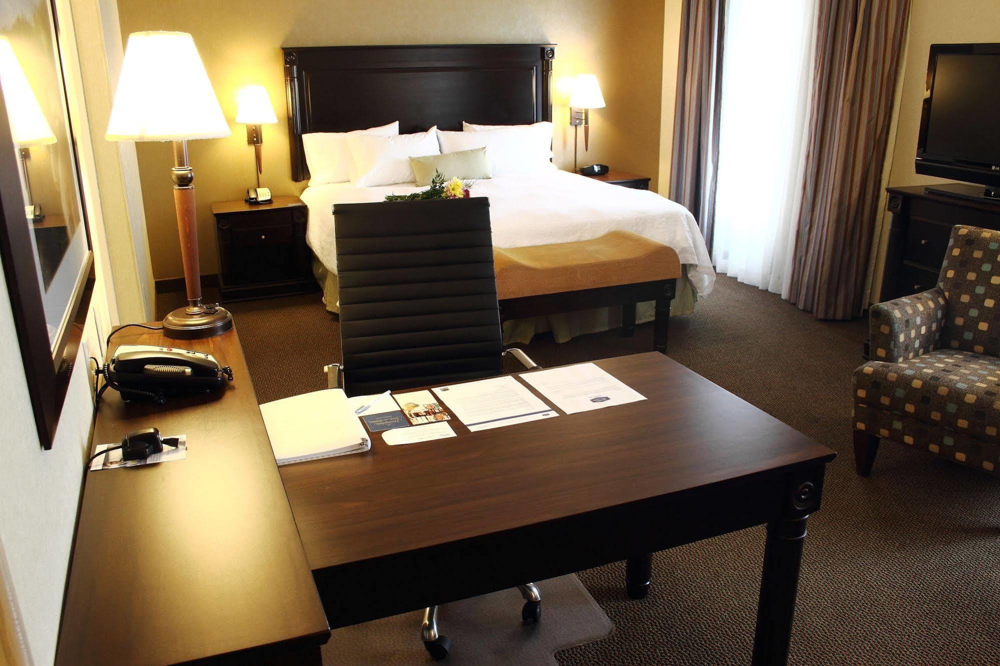 Hotel Hampton & By Hilton Moncton
